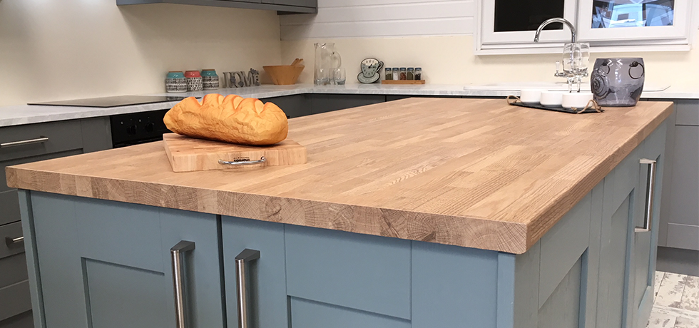 Worcester City Kitchens displaying Omega Natural Blocked Oak and showcasing the end-grain edge detail 